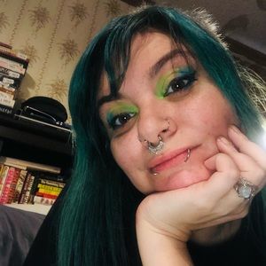 Meet your Posher, Tami